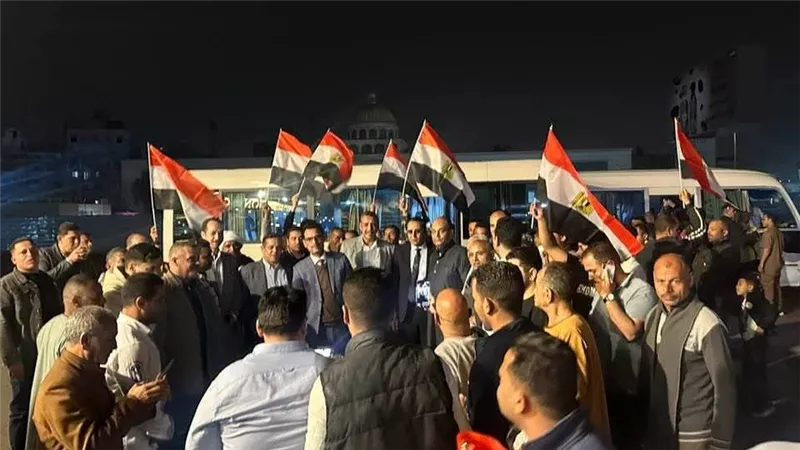 لا لتصفية القضية الفلسطينية.. انطلاق حشود أهالي الفيوم لدعم موقف مصر بالعريش