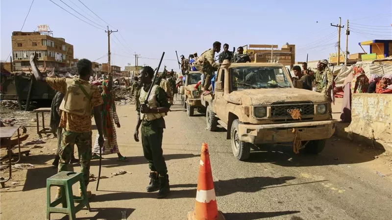 الجيش السوداني بين العمليات العسكرية والجهود السياسية لإضعاف موقف الدعم السريع