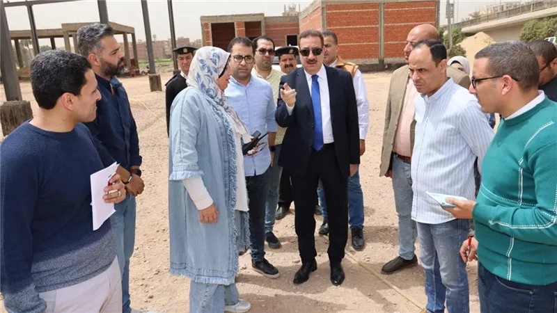 بسعة تخزينية 5 آلاف طن.. محافظ المنوفية يتفقد صوامع قويسنا