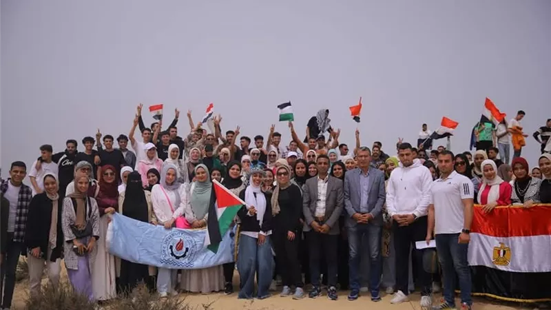  من معبر رفح.. طلاب جامعة السويس يؤكدون دعمهم للقيادة السياسية ورفض التهجير