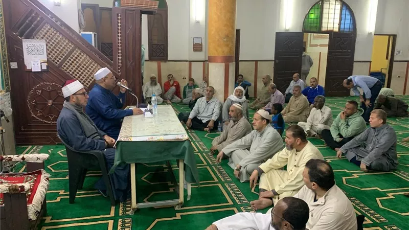 بعد واقعة قطار أشمون.. الأوقاف تعقد 108 ندوات حول رشق وسائل المواصلات بالحجارة