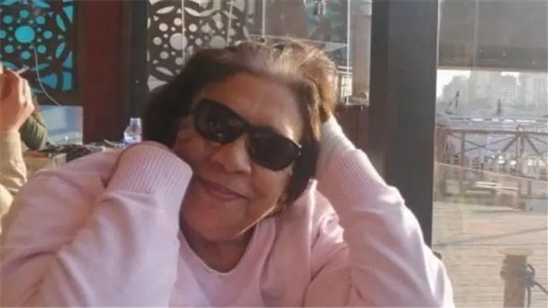 من أعمالها صراع الزوجات.. وفاة المخرجة نعمات رشدي.. وفنانين وكتاب ينعونها
