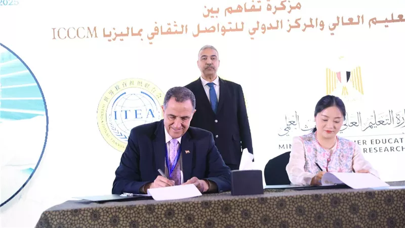 وزير التعليم العالي: جار إنشاء 17 جامعة تكنولوجية.. 58 برنامجًا بالجامعات