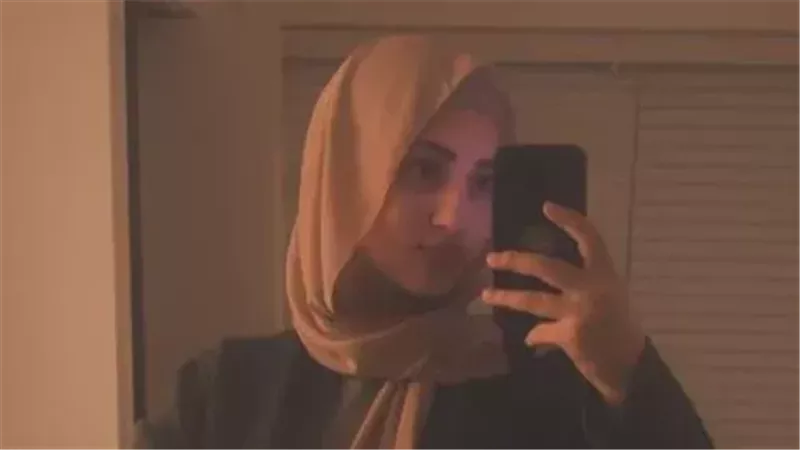ابنة حلا شيحة تفاجئ الجميع بالحجاب وتدشن قناة للدعوة إليه.. وحلا تعلق: حبيبتي 