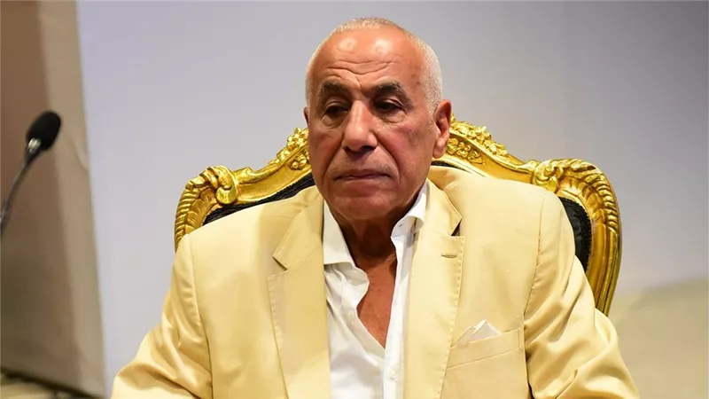 بعد الخروج من الكونفدرالية .. جماهير الزمالك تهاجم حسين لبيب 