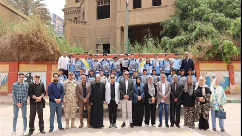 صحح مفاهيمك تواصل التوعية بظاهرة رشق القطارات في المدراس الثانوية بالظاهر