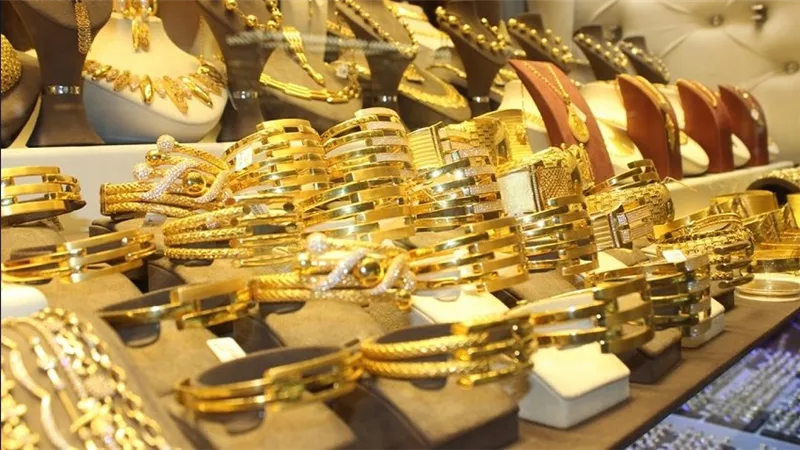 قفزة في أسعار الذهب.. وعيار 21 يسجل 4700 جنيه بالسوق المصري