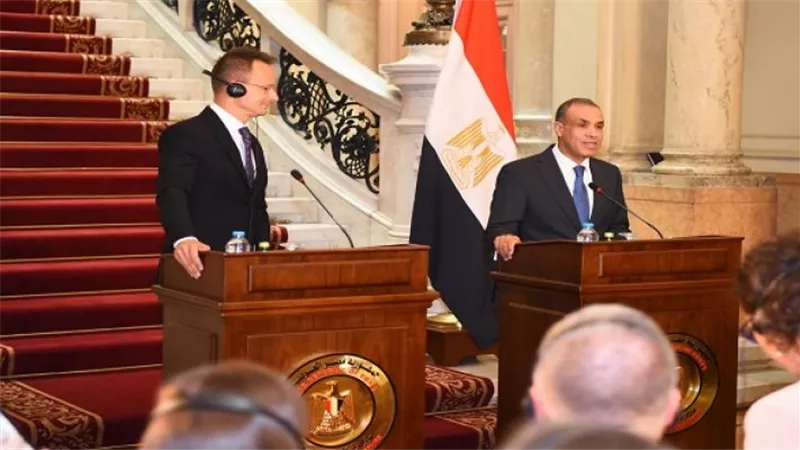 وزير الخارجية: مصر والمجر تبحثان زيادة التبادل التجاري وتقليص العجز التجاري