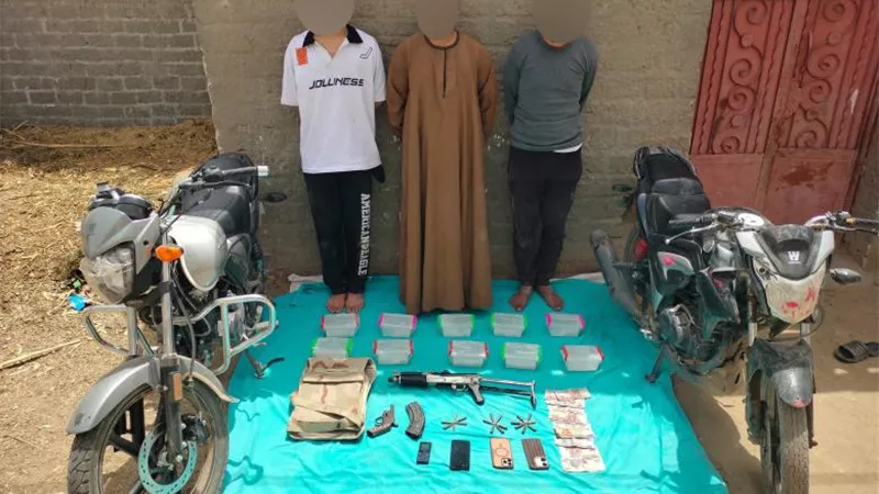 تصفية زعيم عصابة المخدرات بالبلينا وسقوط معاونيه فى مواجهه مع الشرطة 