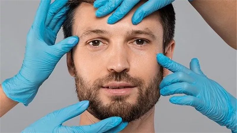 دراسة مفاجأة : الرجال يلجؤون لعمليات التجميل أكثر من النساء 