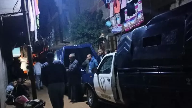 لقوه مشنوق بغرفة نومه.. شاب يتخلص من حياته بقرية في الشرقية