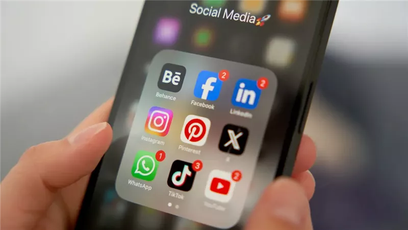 واشنطن تعتزم مراقبة صفحات المهاجرين عبر مواقع التواصل الاجتماعي
