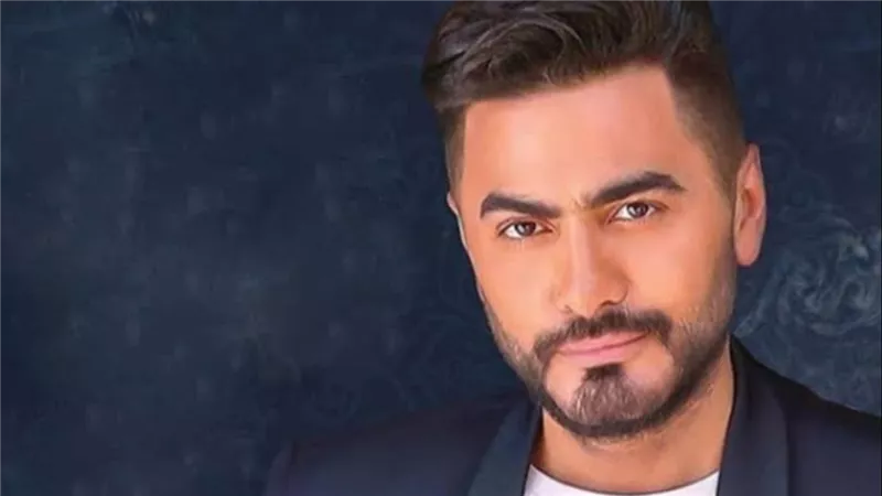 لهذا السبب .. تامر حسني يطلب جمهوره بقراءة سورة يس