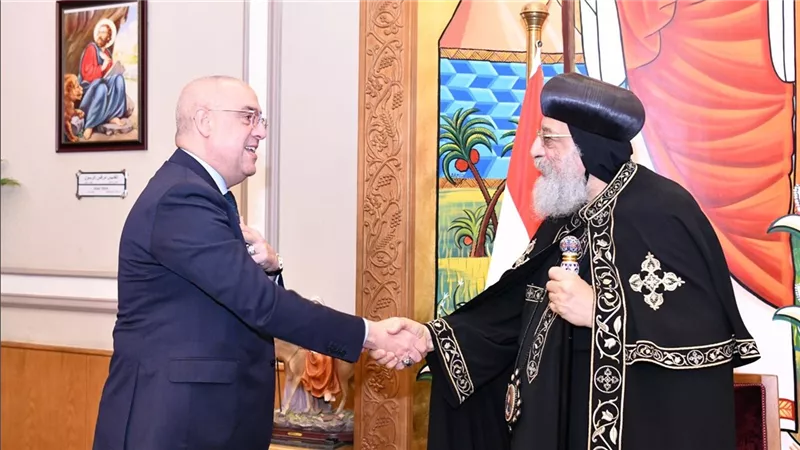 رئيس حزب الجبهة: الكنيسة المصرية ركيزة أساسية في دعم واستقرار الوطن