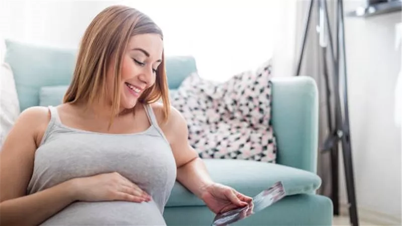 الحمل مش تعب وصعوبات بس.. اعرفي 8 مفاجآت حلوة هتعيشيها
