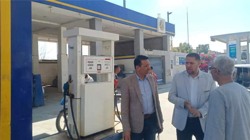سكرتير عام الفيوم ورئيس مدينة طامية يتفقدان مجمع المواقف ومحطات الوقود  