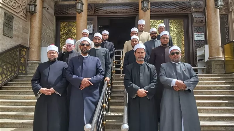 انطلاق قافلة الأزهر والأوقاف إلى محافظتي شمال سيناء والإسماعيلية