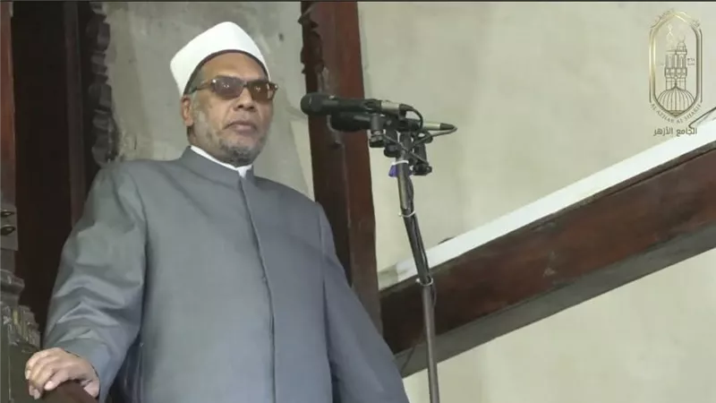 عهد وميثاق أخذه الله.. ماذا قال خطيب الجامع الأزهر عن حب الأوطان؟
