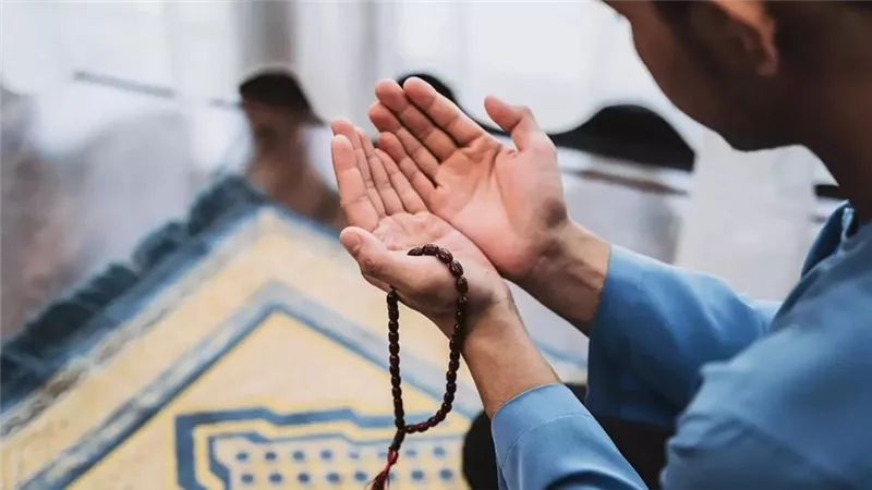 هل يُحتسب الذكر من قيام الليل؟ وما العبادات الأخرى التي تشمله؟ الإفتاء توضح