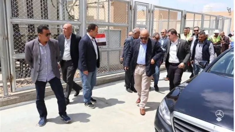 وزير الكهرباء في جولة رشيد: تحسين وتوسعة الشبكة مسؤوليتنا