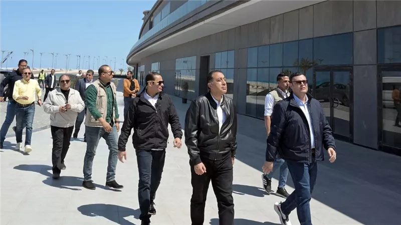 رئيس الوزراء: مشروع الأبراج جزء من مشروع الداون تاون بالعلمين