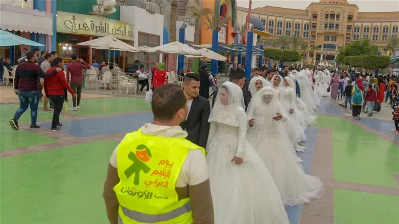 دعم زواج 65 فتاة يتيمة مقبلة على الزواج في قرى ومراكز الفيوم