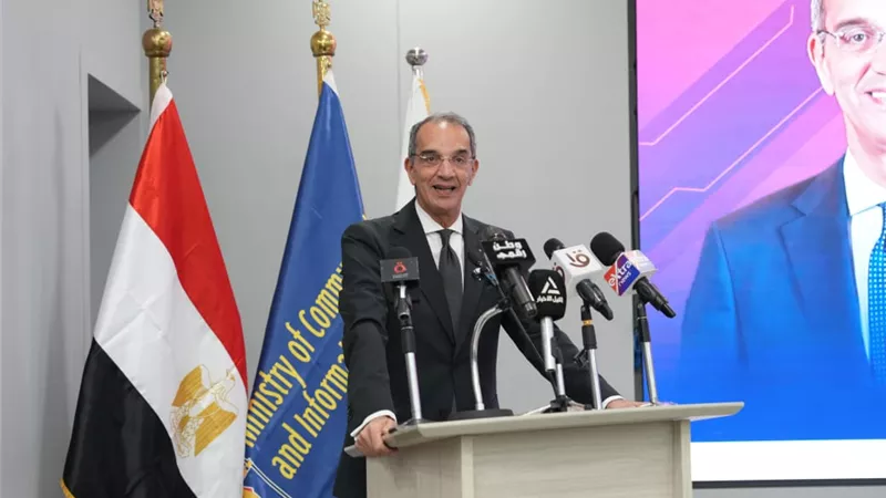 وزير الاتصالات: شركة أمريكية تصدر منتجاتها من بنها لـ 53 دولة حول العالم 