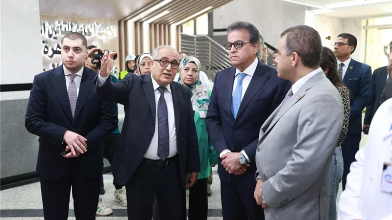 وزير الصحة يوجه ببرنامج زمني لتطوير مستشفى أطفال مصر