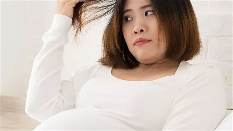 هل صبغة الشعر آمنة على صحة الجنين في فترة الحمل؟.. اعرفي الإجابة