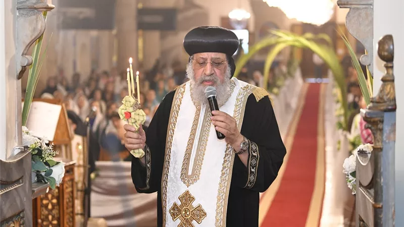 البابا تواضروس يترأس أحد الشعانين من الكاتدرائية المرقسية بالإسكندرية