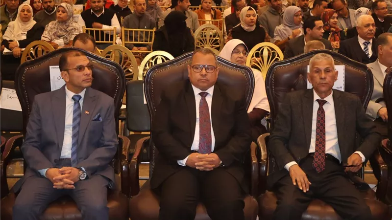 محافظ سوهاج ينيب السكرتير المساعد لحضور لبحفل السنوي لمديرية الطب البيطري