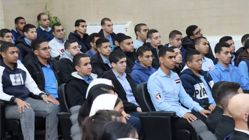محاضرة تثقيفية بكلية التمريض بجامعة الإسكندرية حول التحديات الإقليمية