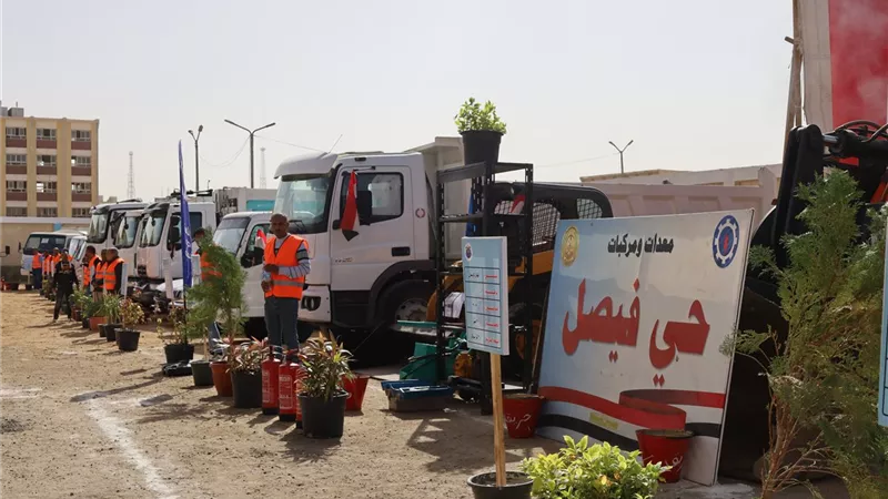 محافظ السويس يتفقد اصطفاف معدات حي فيصل ويشدد على صيانتها وتحسين الخدمات