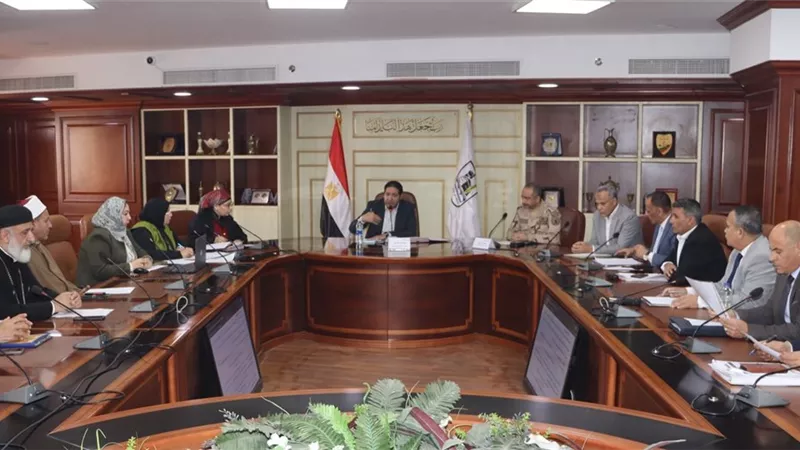 بني سويف توحد جهود الجهات التنفيذية لتقديم رعاية شاملة لأسر الشهداء والمصابين