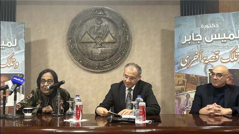 جميل عفيفي: لم أتردد بزيارة منزل الفخراني من أجل رواية لميس جابر