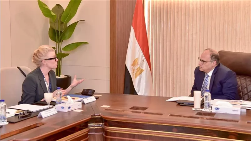 رئيس هيئة الدواء يستقبل وفد الأعمال السويدي لبحث آفاق التعاون في القطاع الصحي 