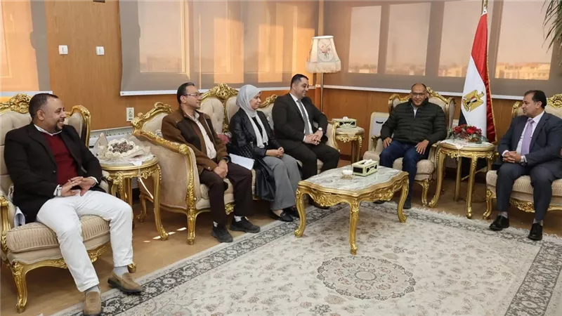 ضمن فعاليات الاسبوع البيئي الثامن عشر علوم قنا تنظم ندوة 