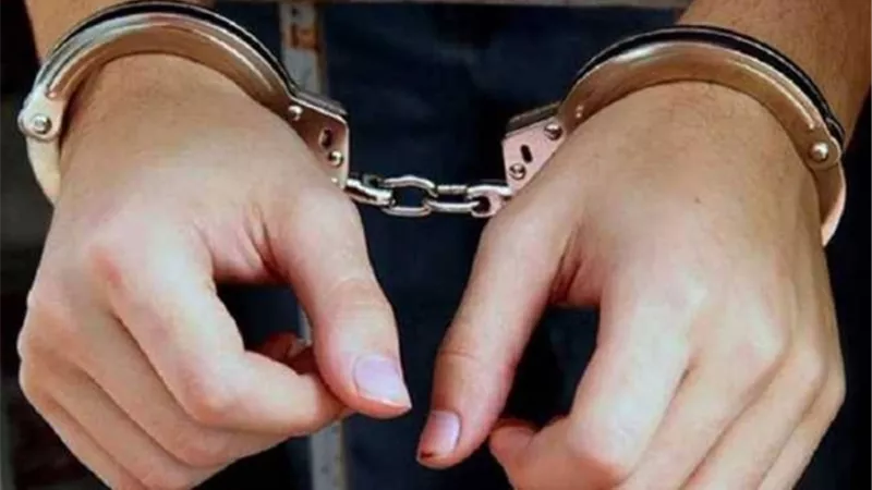 ضبط صاحب محل بالعاشر من رمضان يبيع أجهزة فك شفرات القنوات الفضائية