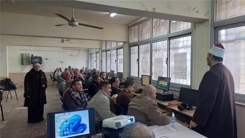 المعاهد الأزهرية يطلق تدريبيا مركزيا لتنمية مهارات الحاسب الآلي لذوي البصيرة