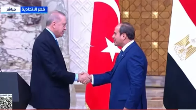السيسي: أكدنا على رفع حجم التبادل التجاري بين مصر وتركيا لـ15 مليار دولار