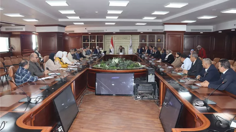 نائب محافظ بنى سويف يتابع تطوير منظومة تعبئة وتنمية الموارد الذاتية