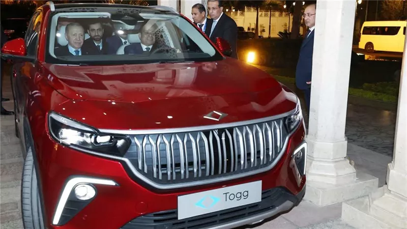 ما هي السيارة التي أهداها أردوغان للسيسي؟ أحمد موسى يكشف التفاصيل