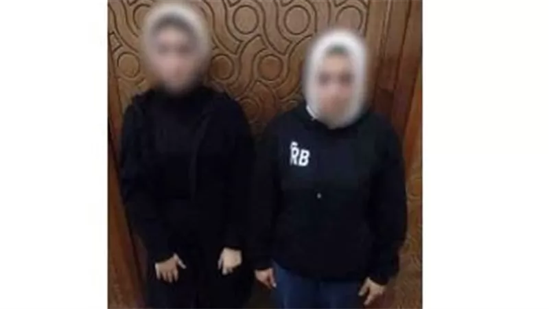 سقوط سيدتين بتهمة ممارسة الأعمال المنافية للآداب عبر تطبيق هاتفي بالإسكندرية 