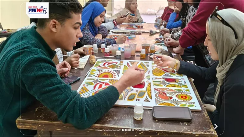 10 أيام من الأبداع.. ختام ورشة «مقتطفات حرفية» بثقافة الفيوم 