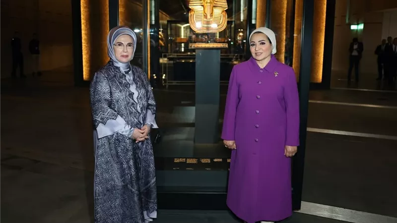أمينة أردوغان تشيد بالحضارة المصرية خلال زيارتها للمتحف الكبير وأهرامات الجيزة