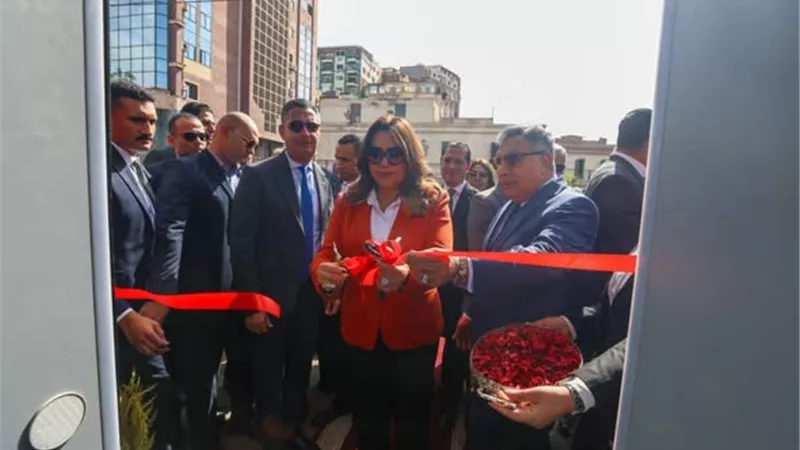وزيرا التنمية المحلية والتموين ومحافظ الدقهلية يفتتحون نادي العاملين بالمحافظة