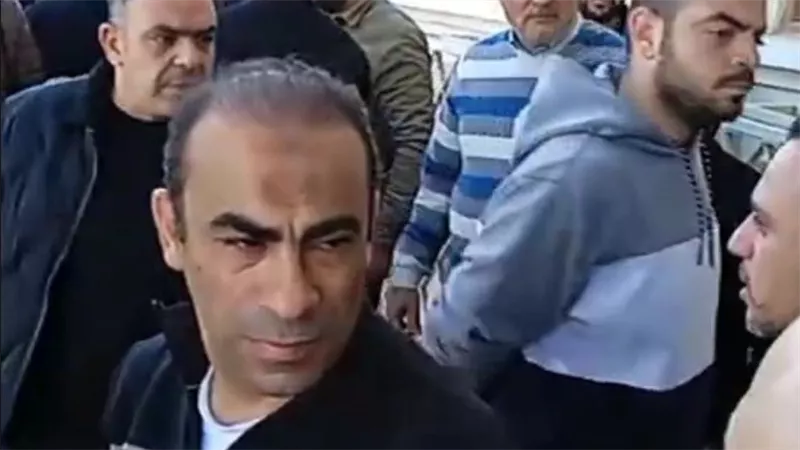 سيد عبدالحفيظ يشارك في تشييع جنازة زوجة عبدالحميد حسن بمسجد الرحمة|صور