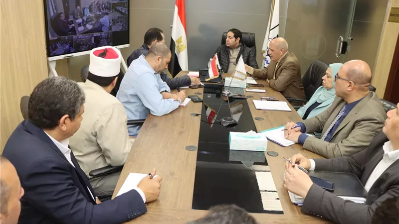 نائب محافظ بنى سويف يُشارك في اجتماع وزارة التنمية المحلية 