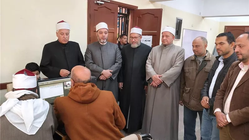 جولة ميدانية لوفد قطاع المعاهد الأزهرية لمتابعة اختبارات مسابقة الأزهر