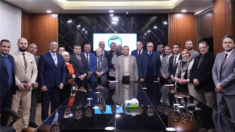 أمانة الطاقة المركزية بمستقبل وطن تعقد اجتماعا تنظيميا مع أمنائها في المحافظات